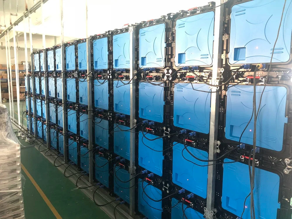 P4 Outdoor Waterproof LED Video Wall 512x512mm Die Casting Aluminum Panel 128x128 Pixels LED Display Rental