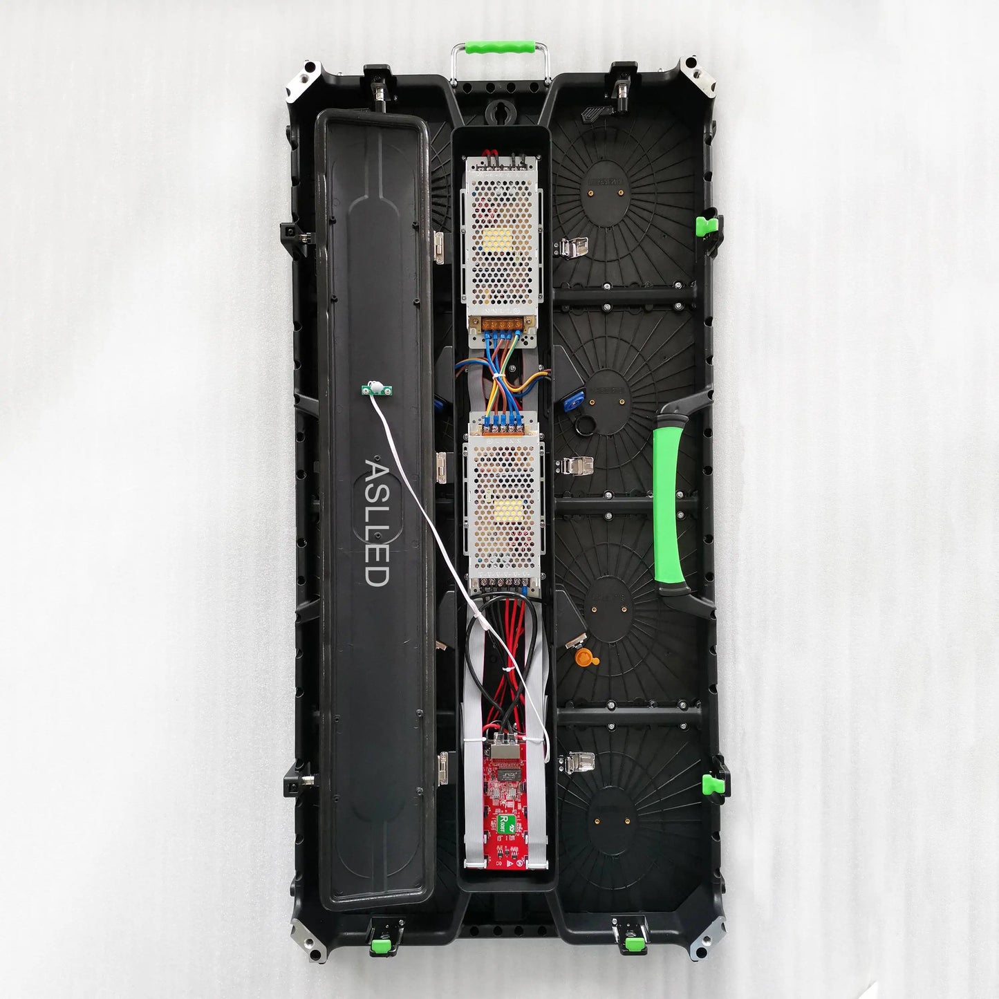 P3.91 outdoor 500*1000mm full-color HD small spacing Video wall LED display screen