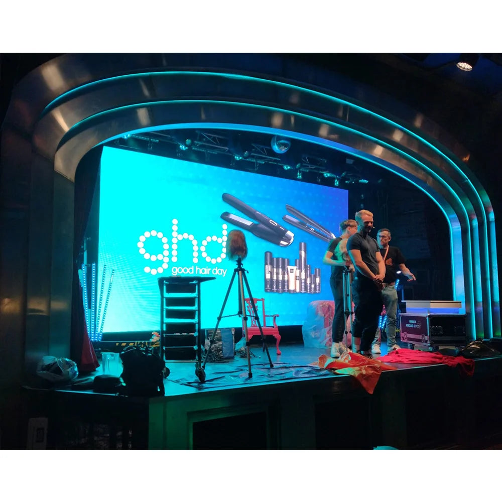 P3.91 outdoor 500*1000mm full-color HD small spacing Video wall LED display screen